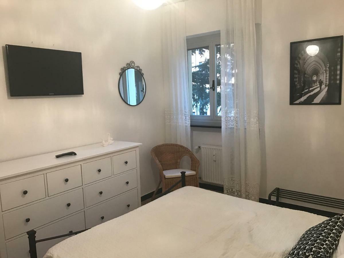 Ampio Trilocale Con Posto Auto Villa Сестри Леванте Екстериор снимка